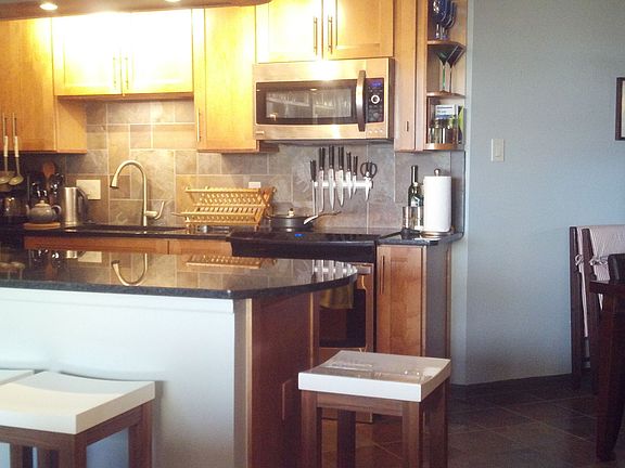 Kitchen-Dining/open concept