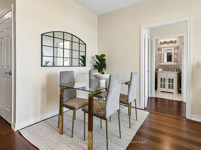 1135 Royal York Rd #501 — Photo 4