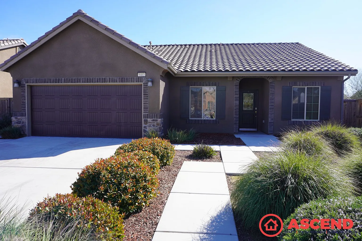 9403 Laurelwood Ct photo 1