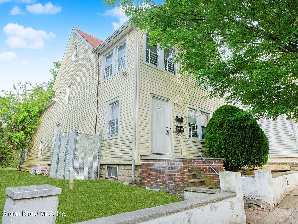 1st image of 225 N Burgher Ave
