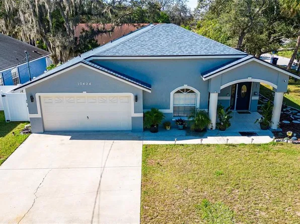 10424 N OKLAWAHA AVENUE, TAMPA, FL 33617