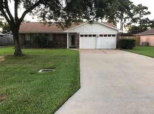 9943 Bayou Woods Dr, Baytown, TX 77521