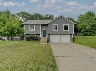 4945 N Euclid Ave, Kansas City, MO 64118