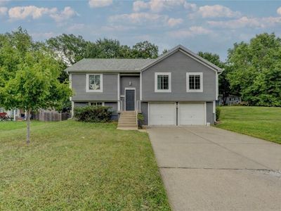 4945 N Euclid Ave, Kansas City, MO, 64118