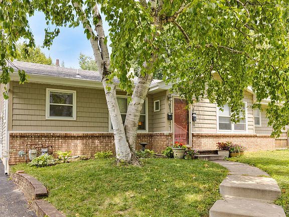 3rd image of 6409 & 6411 Forest Ct