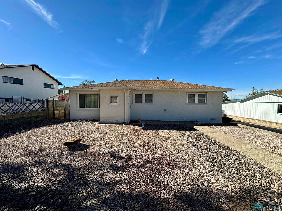 1st image of 1124 Burke Dr