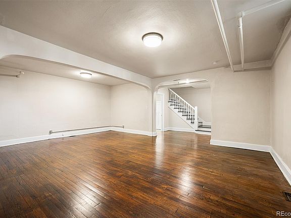 3rd image of 755 Clayton St