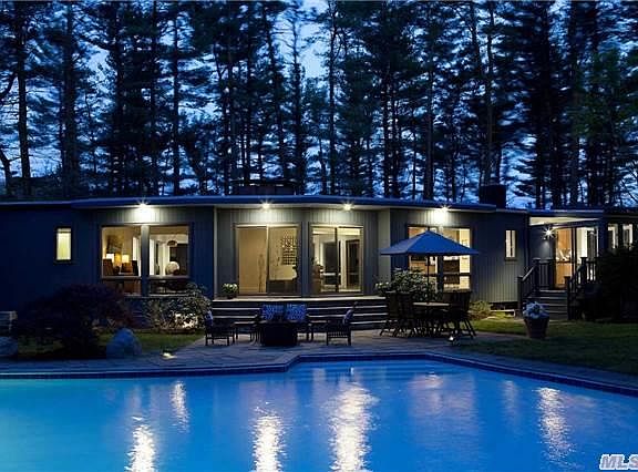 2nd image of 129 Lawn Ln