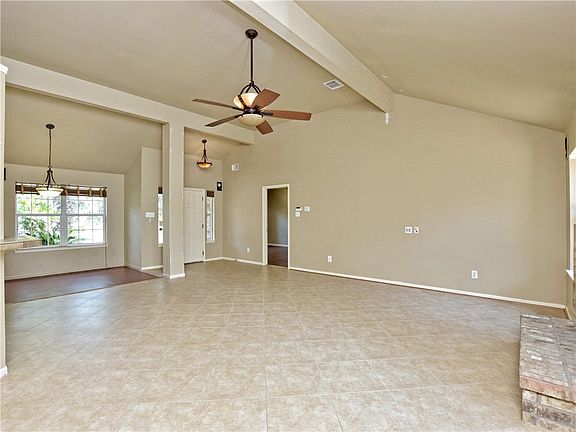 3rd image of 3905 Constitution Dr