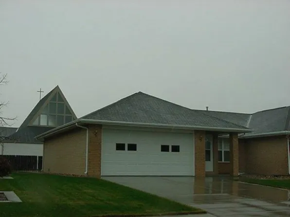 1902 Kristen Court, North Platte, NE 69101
