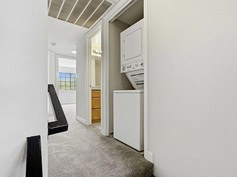 479 Costa Mesa Ter #F — Photo 27