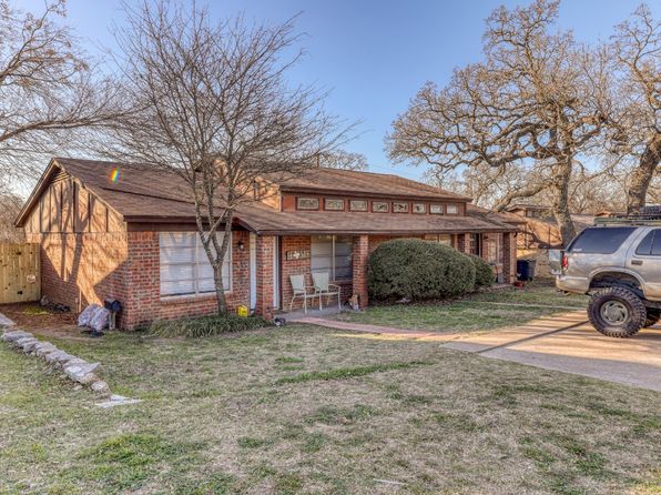 Weatherford TX Duplex & Triplex Homes For Sale - 16 Homes | Zillow