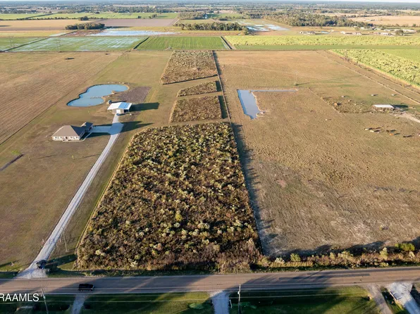 8745 Grand Prairie Hwy, Church Pt, LA 70525