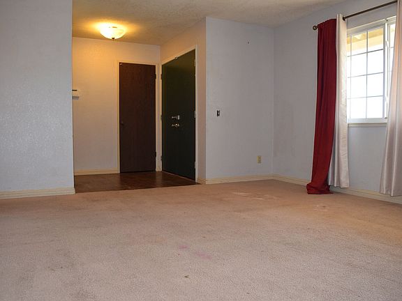 2nd image of 3640 Sunrise Pines Dr