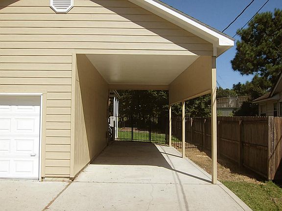 4th image of 306 Sherwood Forest St