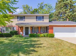 7507 N Hillrose Pl, Peoria, IL 61614