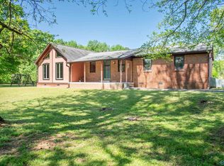 24187 Mooresville Rd, Athens, AL 35613