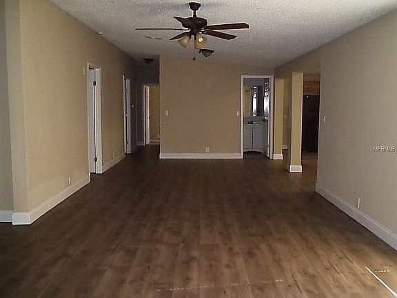4th image of 11401 Pincus Dr