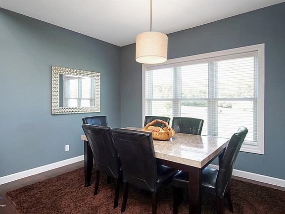 4th image of 884 Whitestone Dr