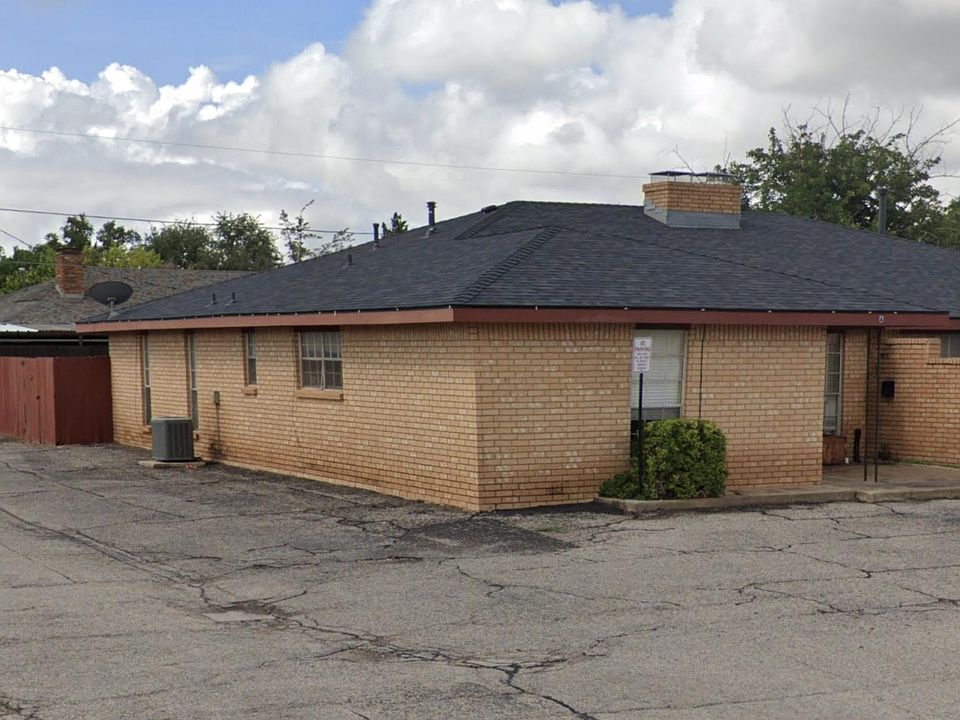 1st image of 2505A Haynes Dr