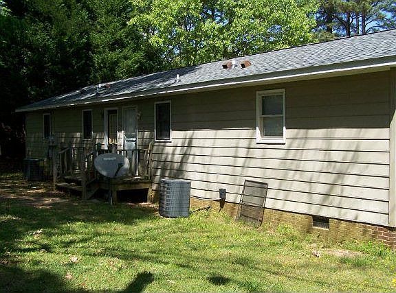 3rd image of 419/421 Kemp Ave
