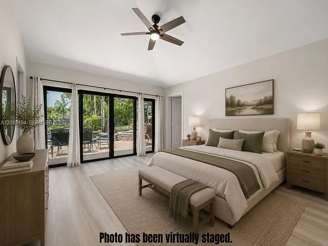 1087 Deerwood Ln — Photo 5