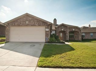 2400 Big Spring Dr, Fort Worth, TX 76120