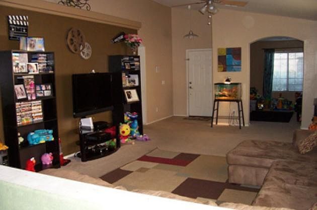 2nd image of 3429 W Wayland Dr