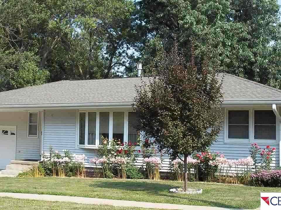 1st image of 1410 Avenue A