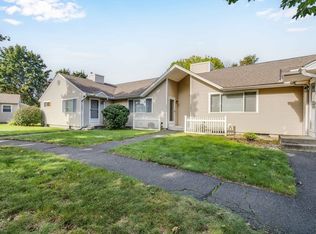 1091 James St, Chicopee, MA 01022