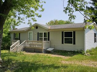 722 W Roe St, Buchanan, MI 49107