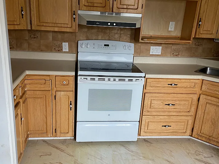123 Seneca Dr — Photo 18
