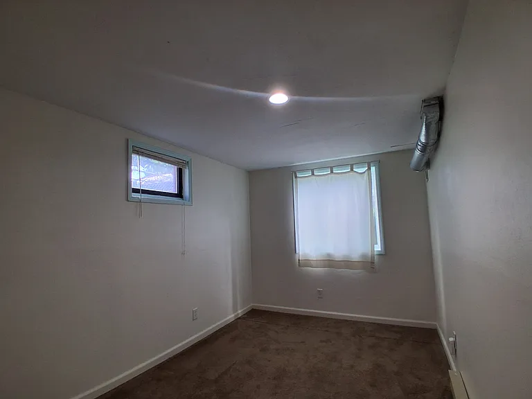 435 Mount Ave — Photo 20