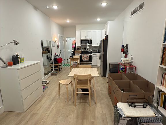 2nd image of 1604 S 22nd St #1