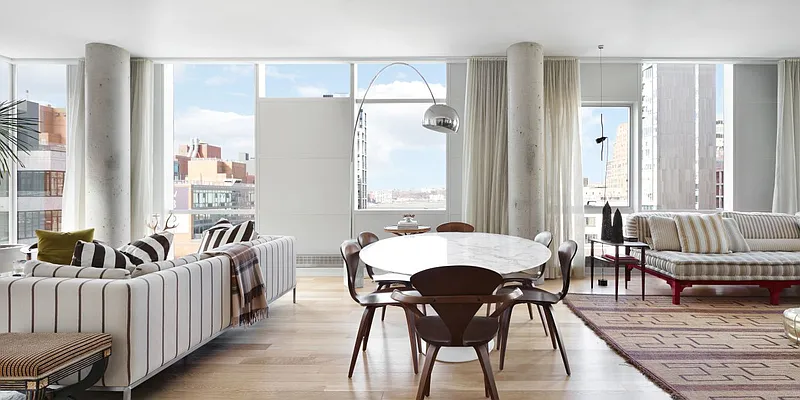 Sold by Compass | media 3