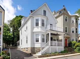 70 Saint Rose St UNIT #2, Jamaica Plain, MA 02130