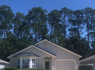 1899 Hunters Trace Cir, Middleburg, FL 32068