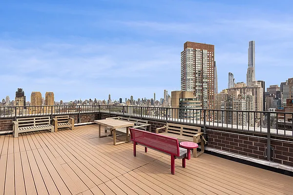 Sold by Corcoran | media 7