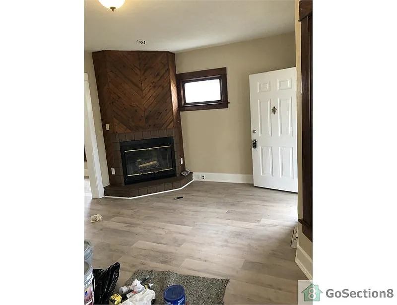 557 Church St photo 1