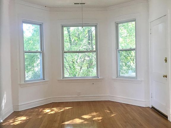 2nd image of 4046 N Campbell Ave