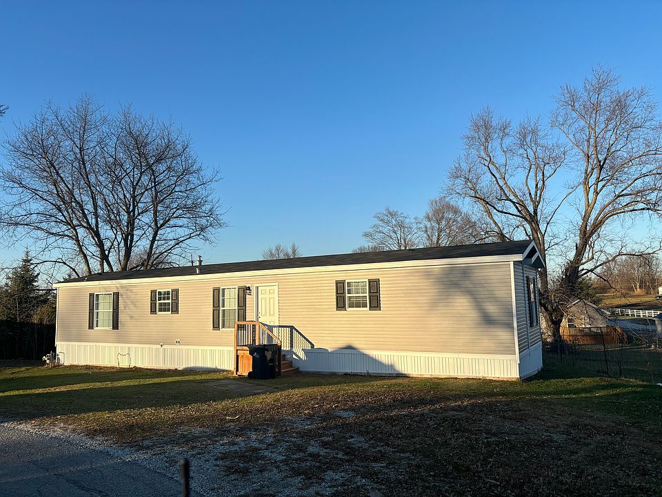 1st image of 1130 W Michelle Way