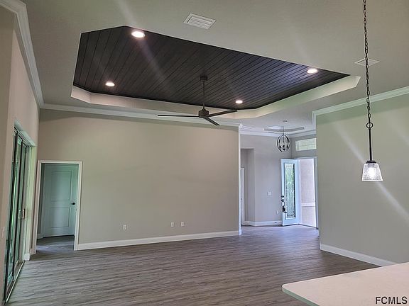 5th image of 13 Eastgate Ln
