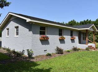 1051 Village Point Rd SW, Shallotte, NC 28470