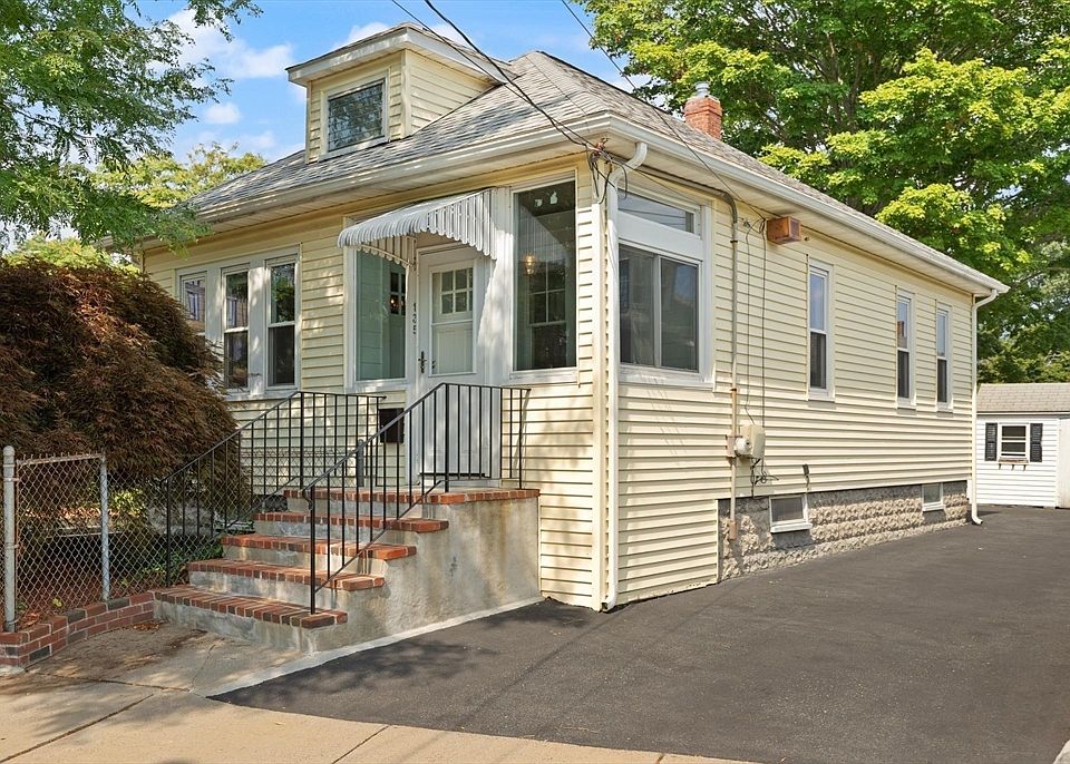 1st image of 135 Brookings St