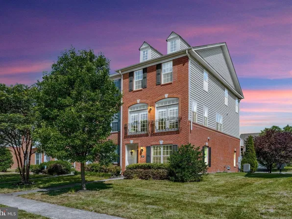 23073 Weybridge Sq, Ashburn, VA 20148