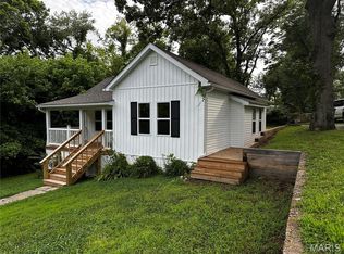404 N 1st St, Steelville, MO 65565