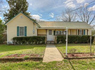 126 Barrett St, Warrenville, SC 29851