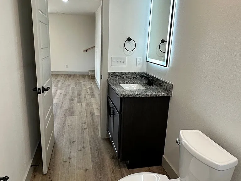 932 Cottage Hill Way — Photo 99