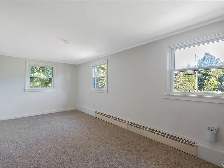 6555 Woodchuck Hill Rd — Photo 30