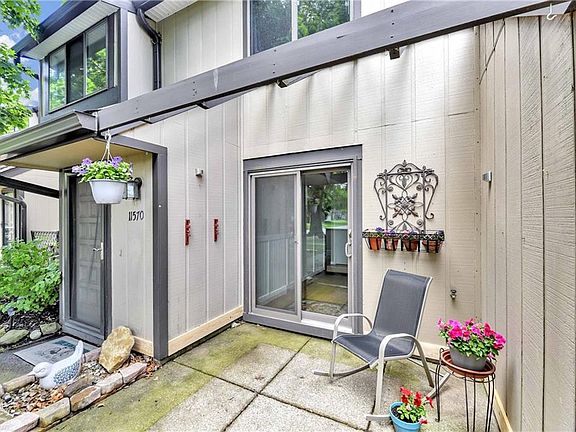 4th image of 11570 Harbour Light Dr